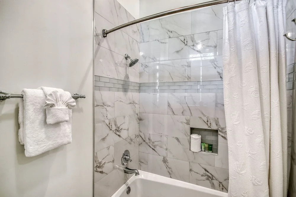 Beautiful Home Close to the Sandhill Pool in Watercolor - 5BR 4,5BTH home