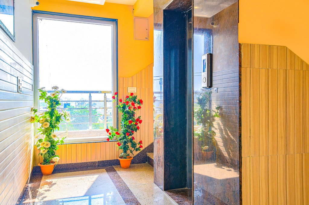Fabhotel Lotus