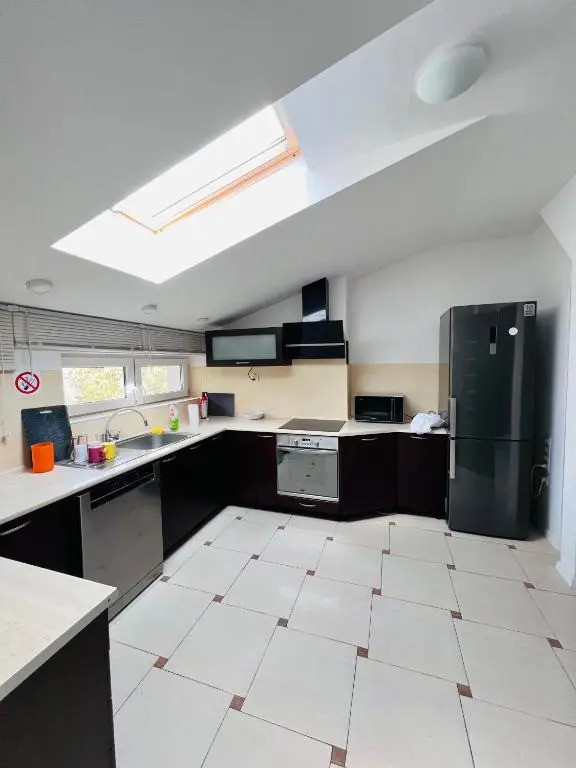 Pokoje i Apartamenty Willa Bielany