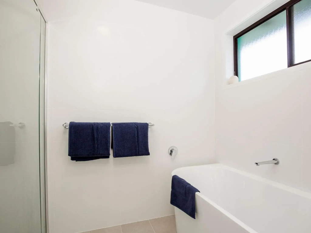 Sandy Feet Retreat I Pet Friendly I 1 Min Walk to Beach