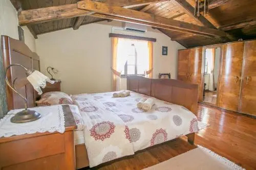 Unique Villa Bošket with Pool and Jacuzzi surrounded by Nature