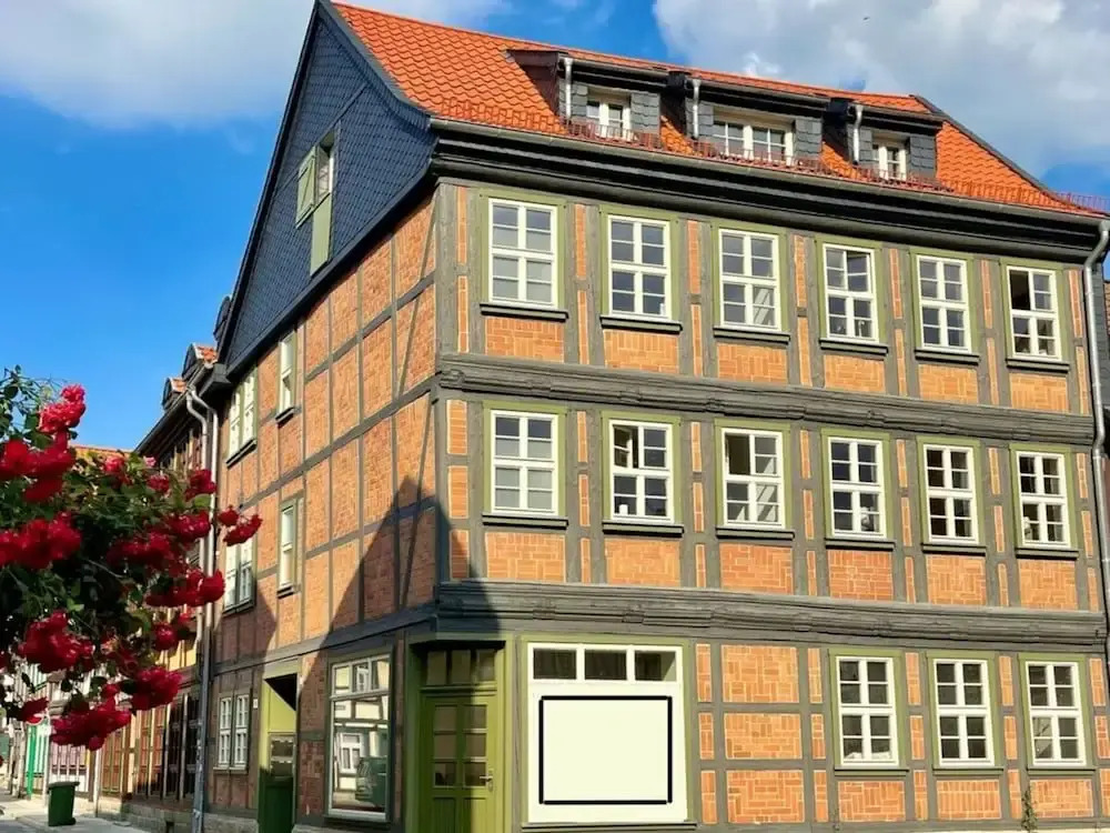 Modern Holiday Home in the Center
