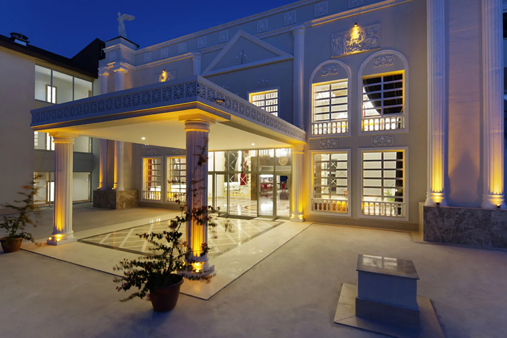 Justiniano Deluxe Resort
