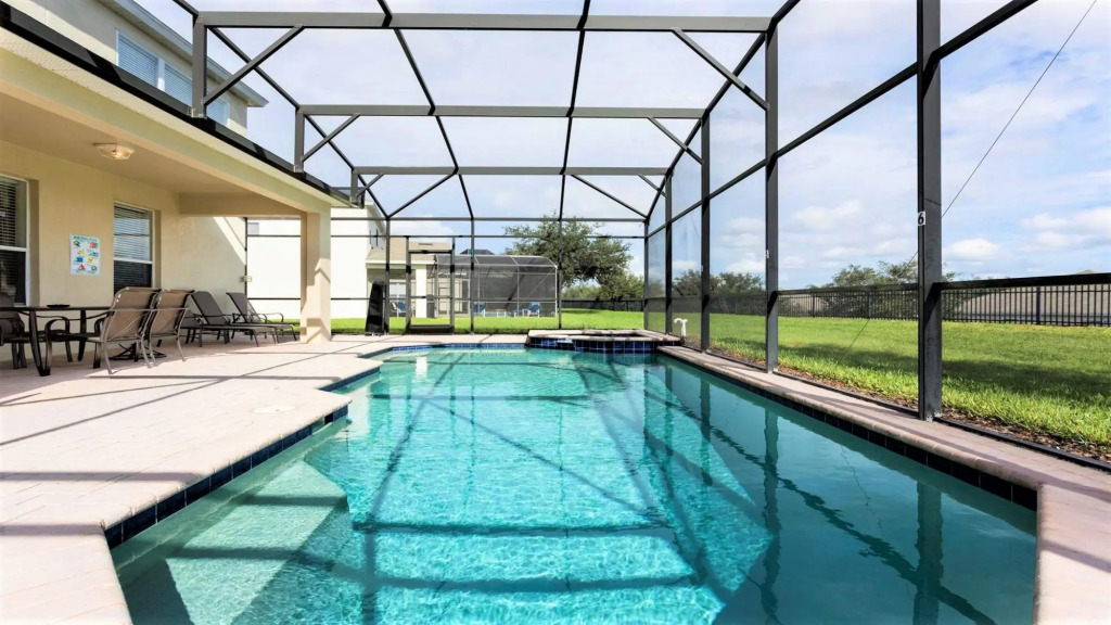 6BR w/Greenview Pool Getaway! ONLY 2 miles to Disney!