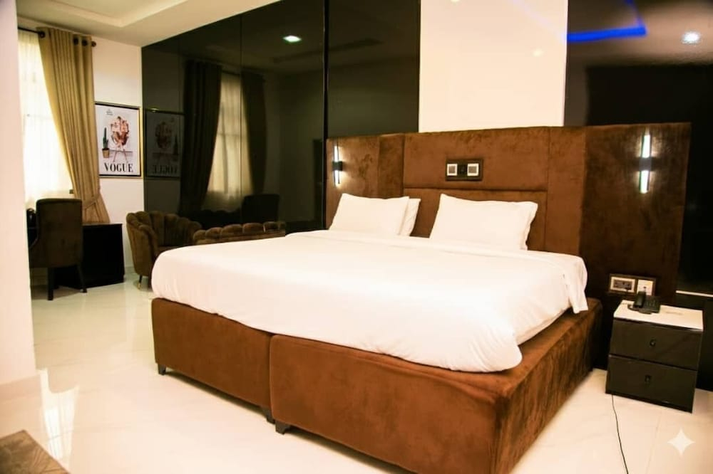 Melody Luxury