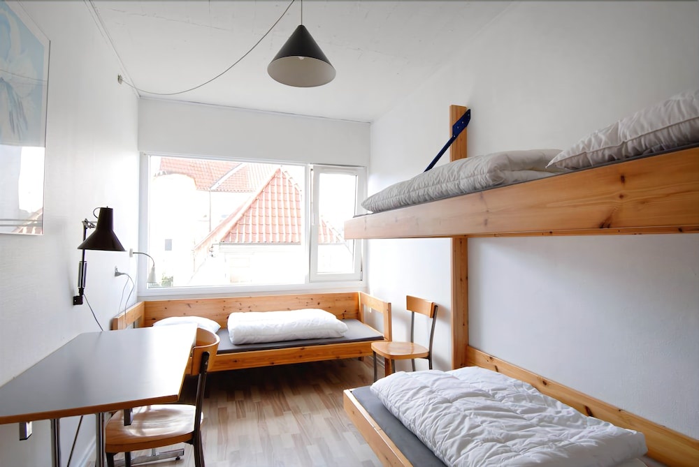 City Sleep-In