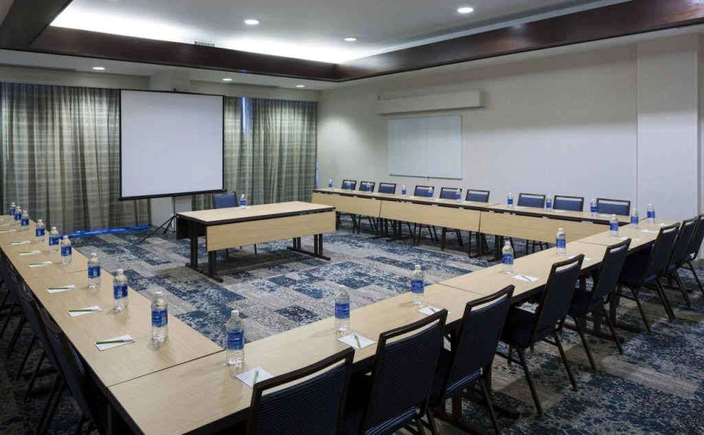 Courtyard by Marriott Virginia Beach Oceanfront-South