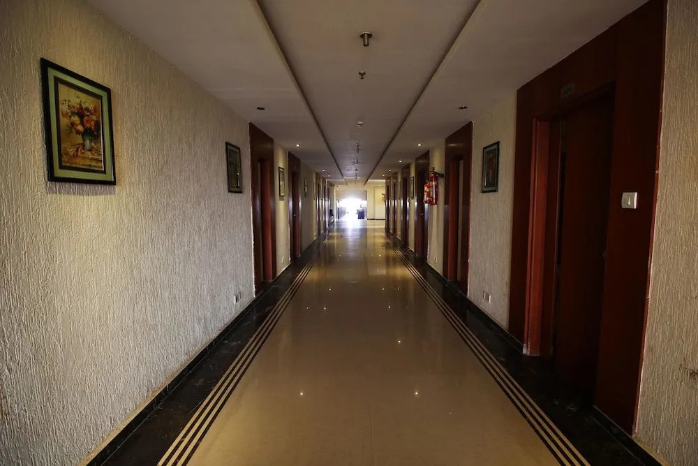 OYO 1821 Aarya Grand Hotel and Resort