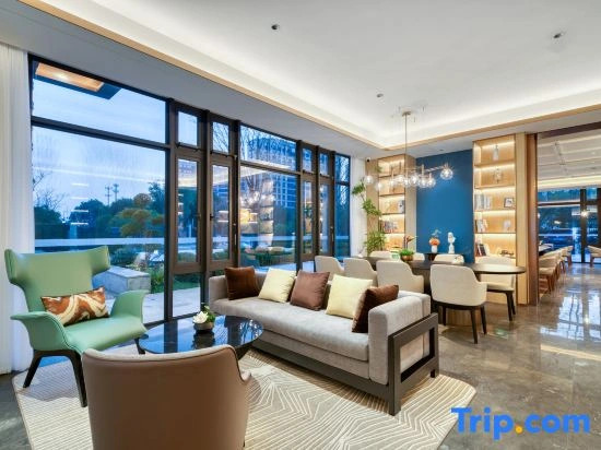 Laninno International Hangzhou Xiaoshan Airport Grand Exhibition Center Hotel