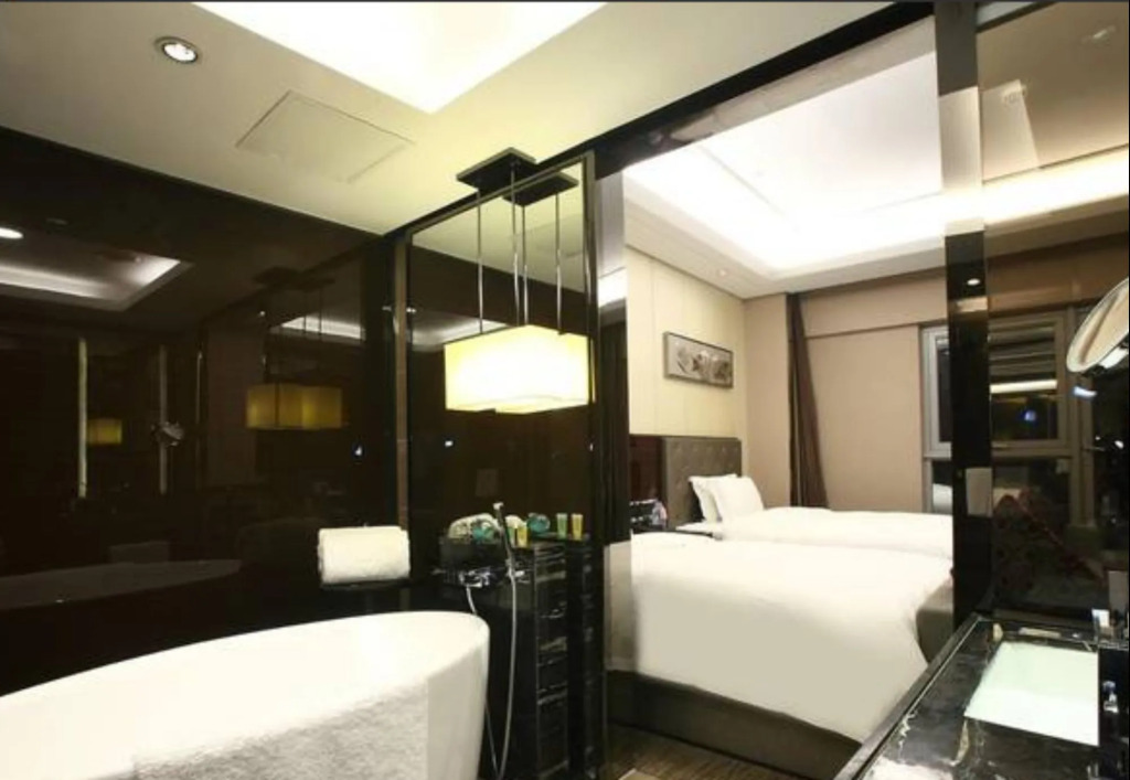 Vaya International Hotel