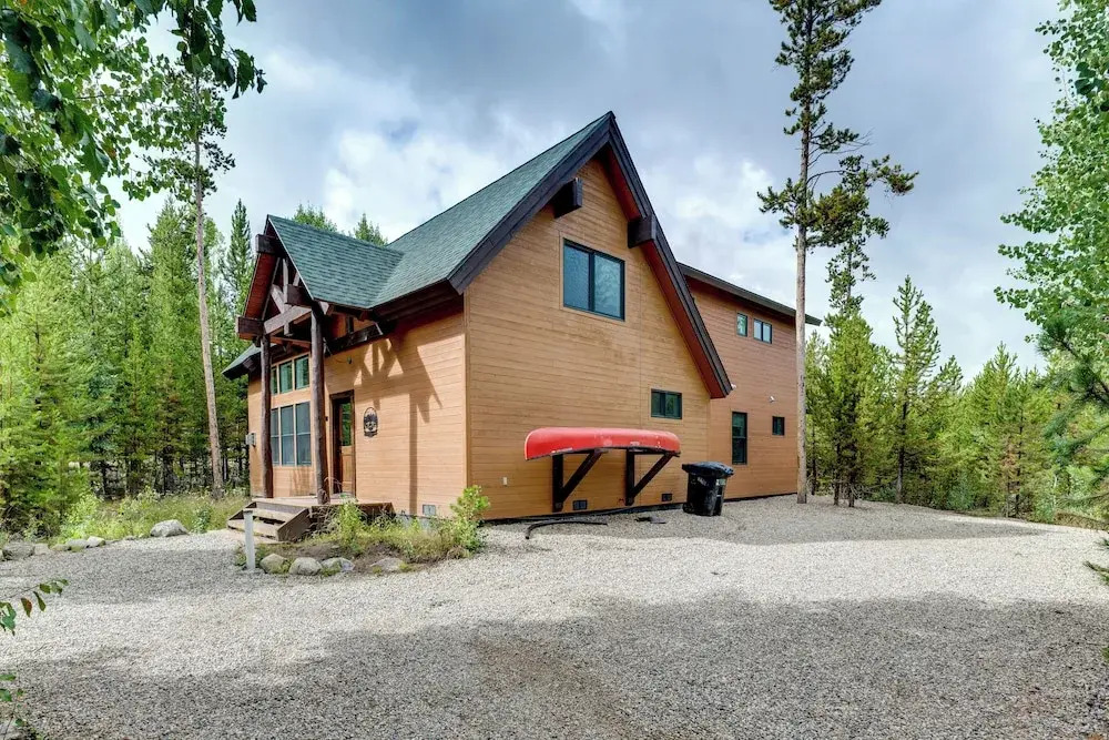 Mtn Escape w/ Hot Tub, By Trails in Grand Lake!