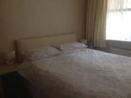 Parade Holiday Apartments