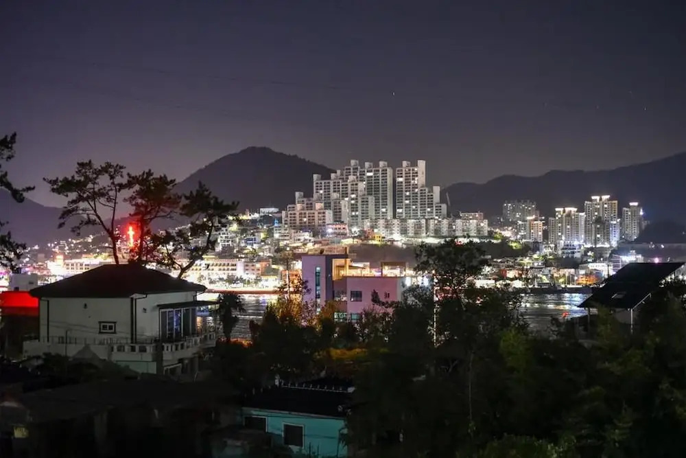 Yeosu Chunghong Pension