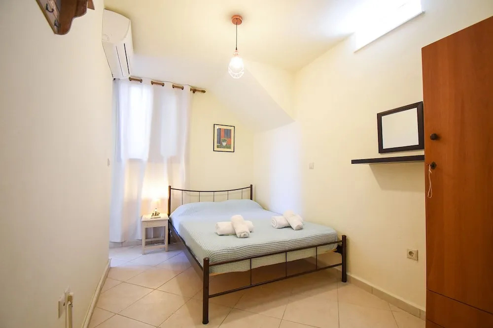 Areos Galaxy Apartments With Beach View