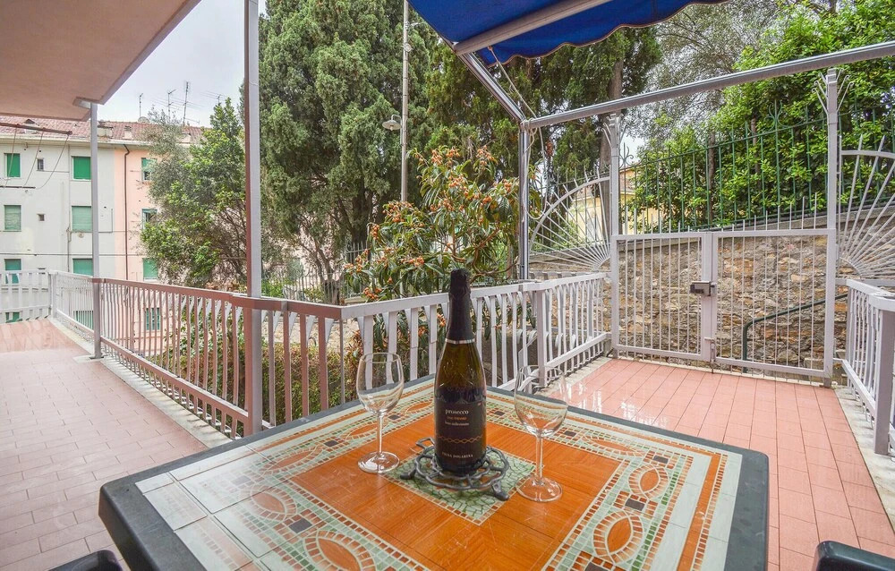 Nice Apartment in Sanremo With Wifi and 2 Bedrooms