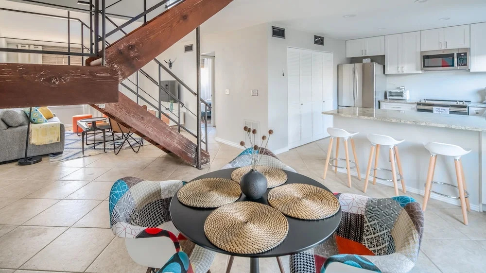 4BR Scottsdale Townhome by Wanderjaunt