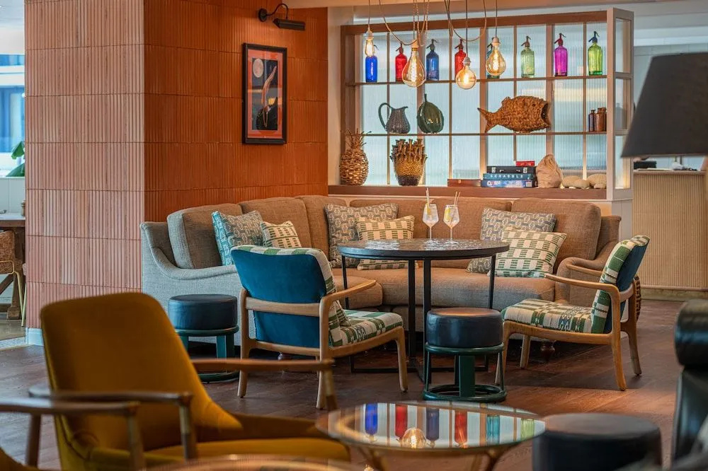 Harbour Beach Club, Hotel & Spa