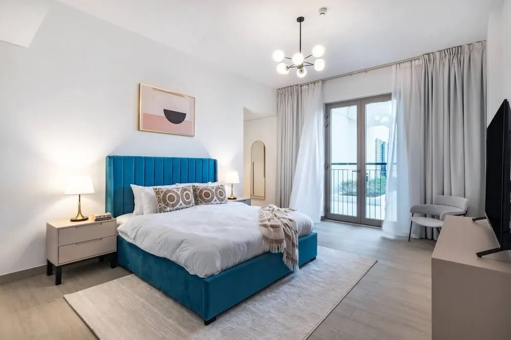 Sea View 2BR in Port de La Mer