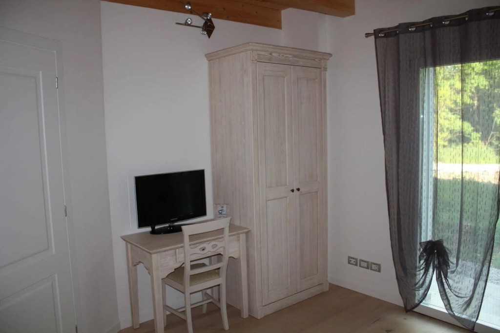 Elis Rooms