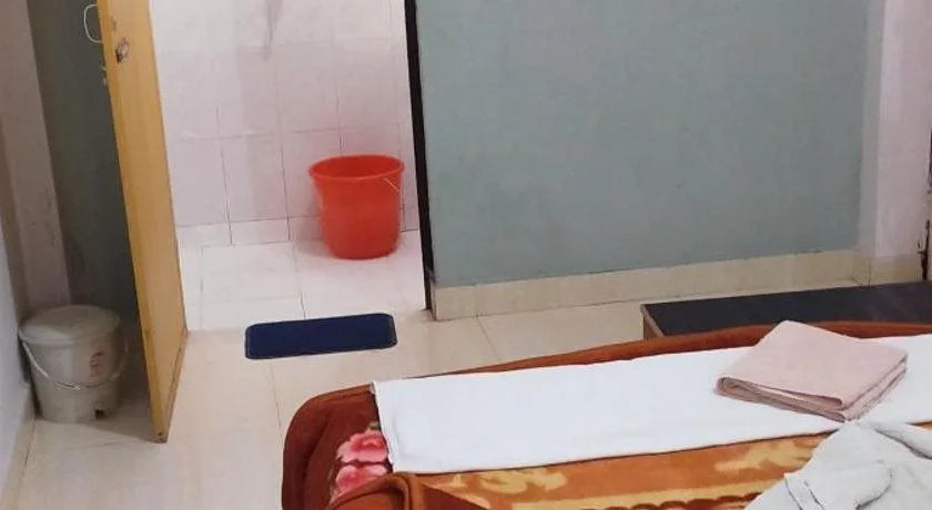 Khushi Paying Guest House