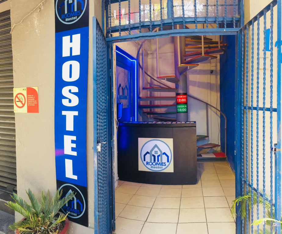 Roomies Hostel Roma