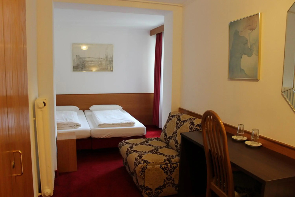 Hotel Montree