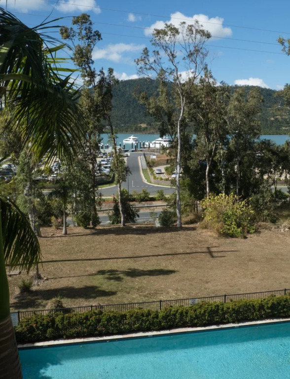 Le Jarden Vu Du Port