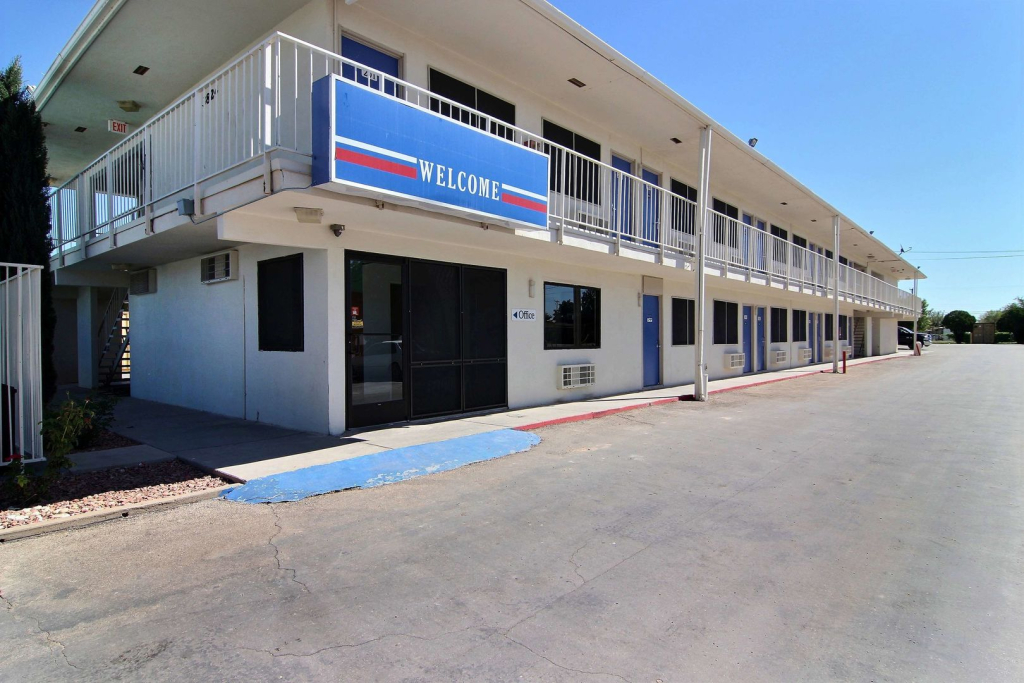 Motel 6-Carlsbad, NM