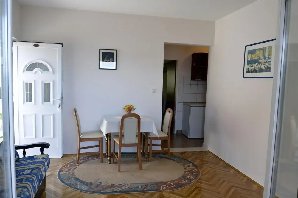 Zdravko - Comfortable & Close to the sea - A4