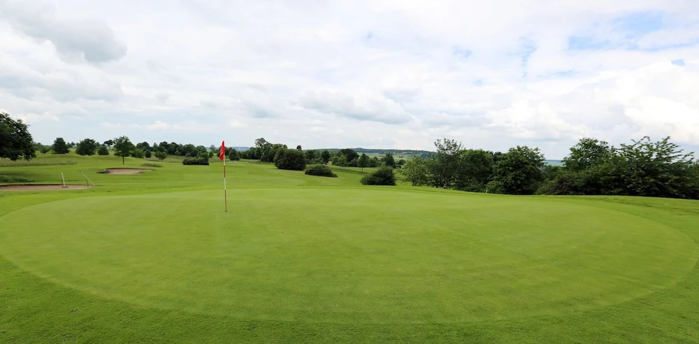 Apartments Golfpark Schlossgut Sickendorf