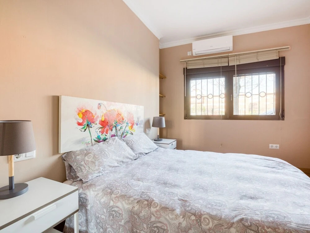 Snug Apartment in Sevilla near Plaza del Cabildo