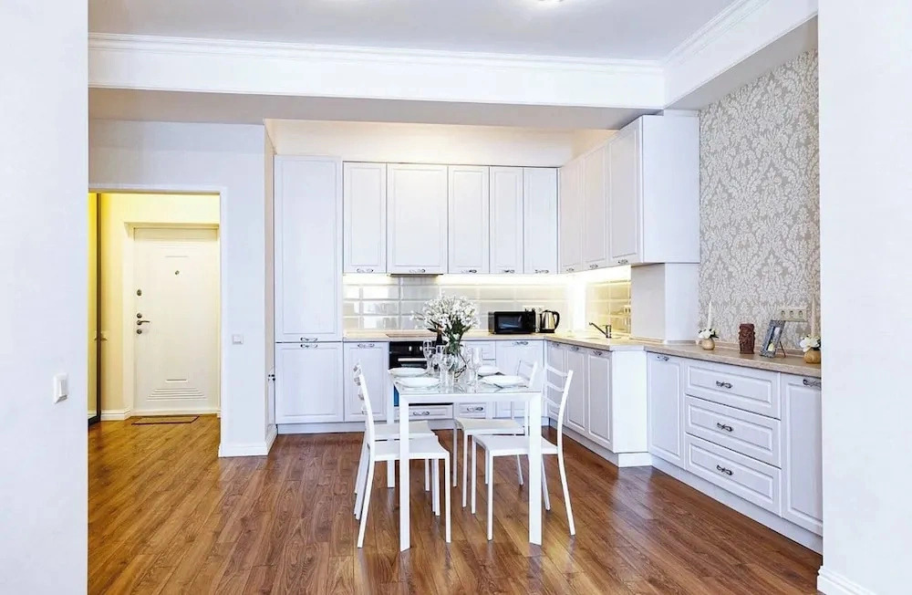 Panoramic City View 1BD Spacious Flat