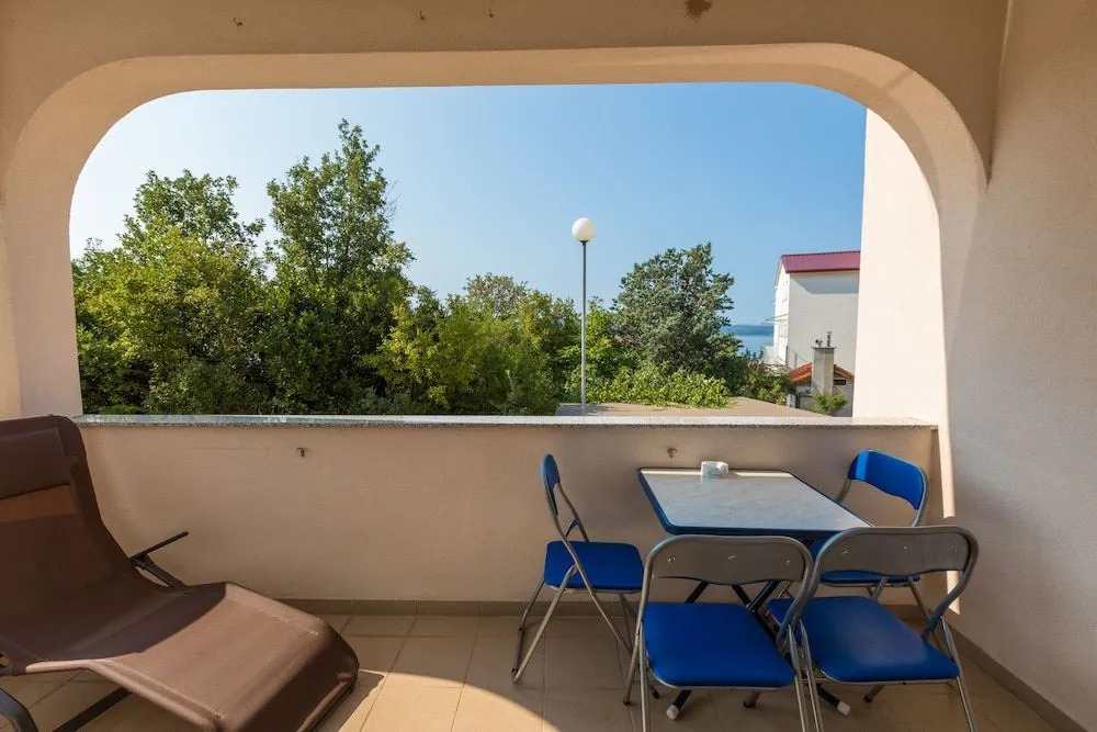 Apartments Petak