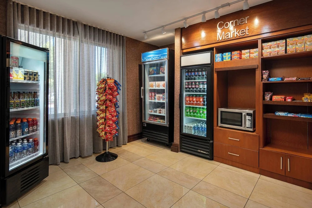 Fairfield Inn & Suites by Marriott Visalia Tulare