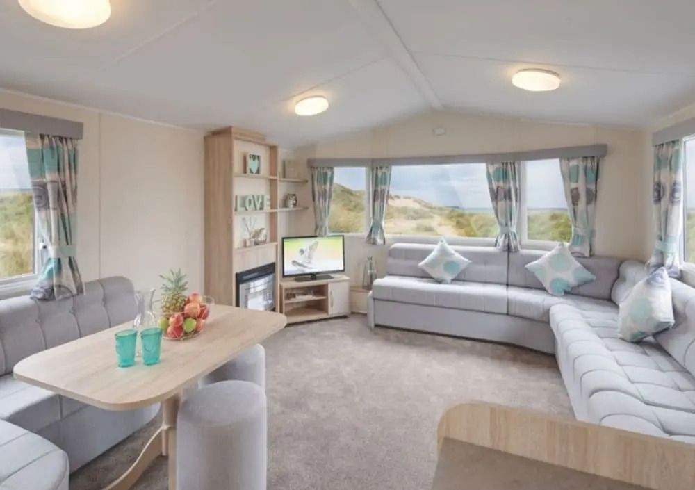 Caravan - Sleeps6-Pet friendly-Parking Available