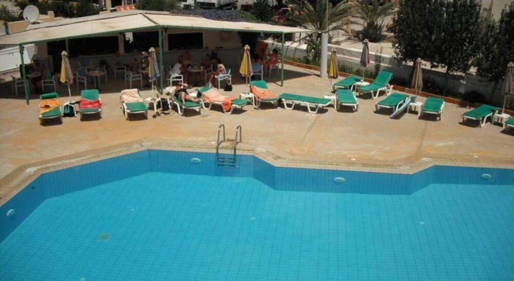 Antonis Hotel