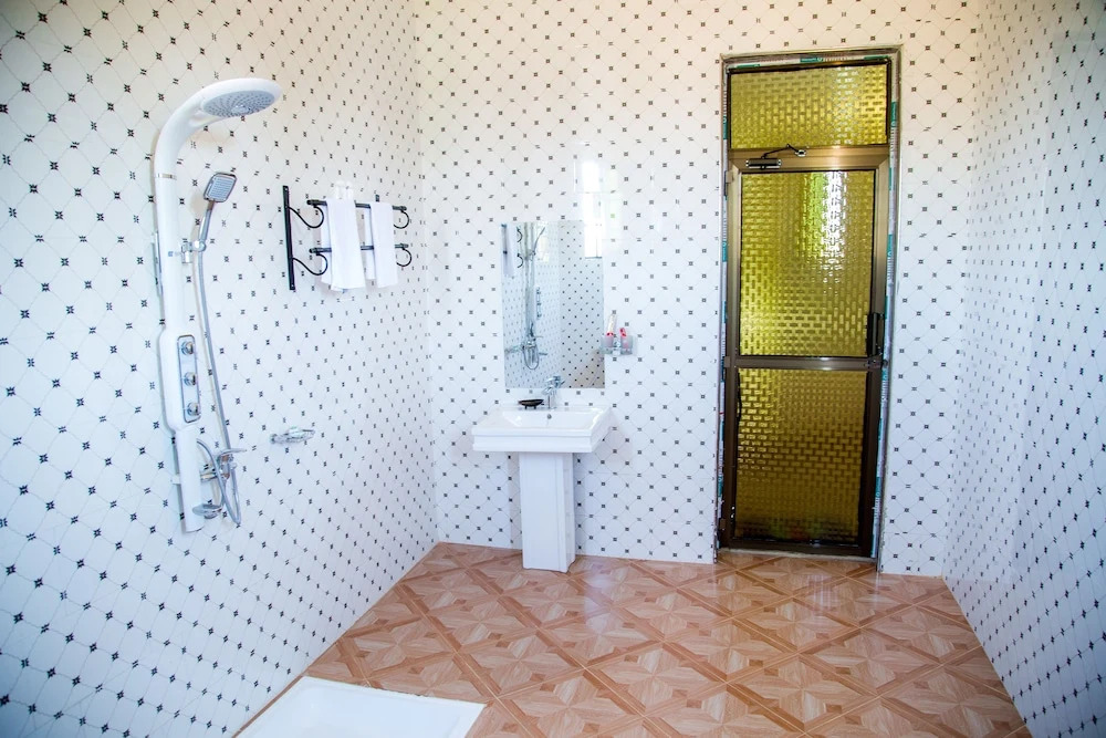 Asmorein Hotel