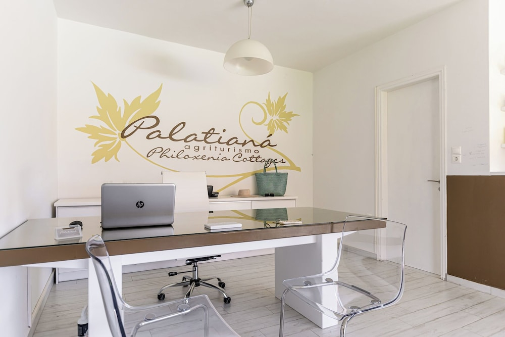 Palatiana Agriturismo-Philoxenia Cottages Retreat