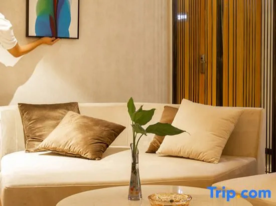 Tianyi Art Hotel