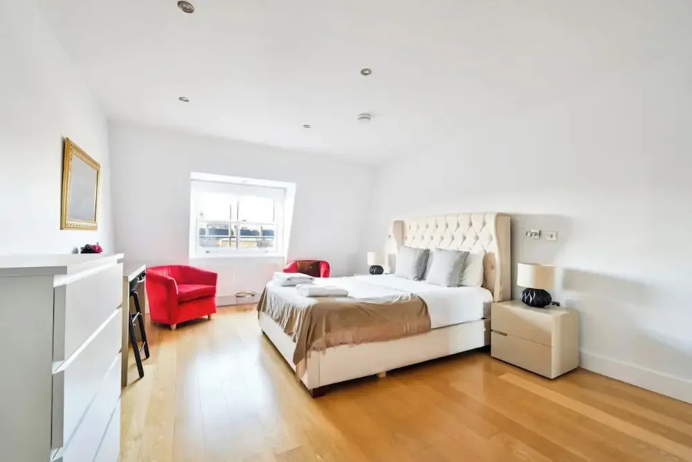 Luxury 3-bed Kensington Apartment - Sleeps 6