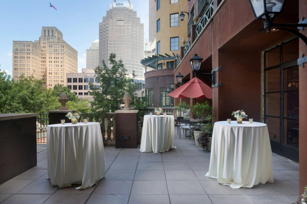 Hotel Valencia Riverwalk