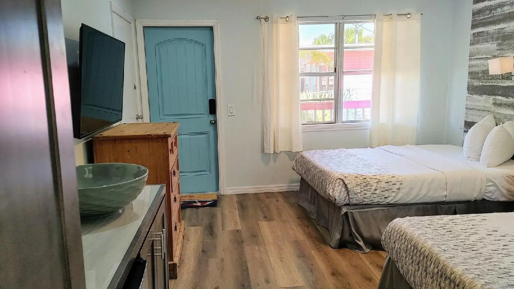 The Beacon Beachfront Bed and Breakfast