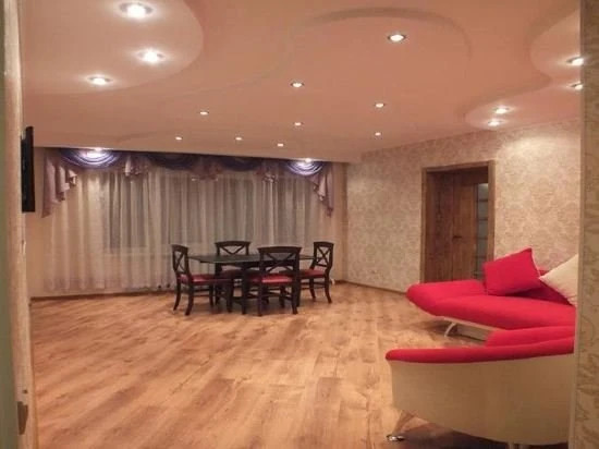 Apartment on Zamkovaya 12