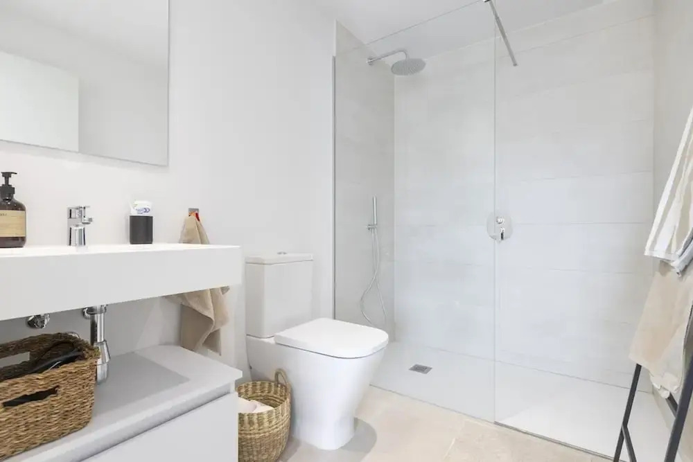 Luxury Apartment With Terrace in Higueron