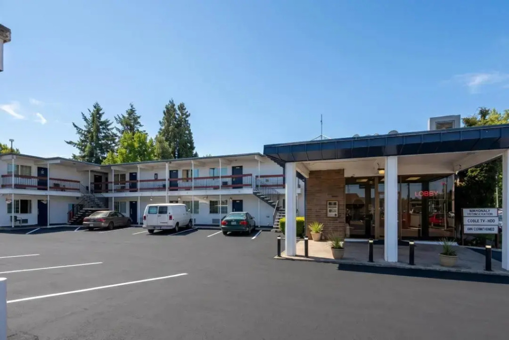 Travelers Inn by OYO Longview Kelso