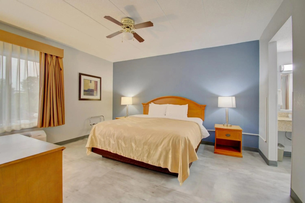 Quality Inn & Suites CVG Airport