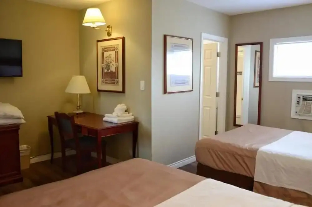 The Highlander Inn
