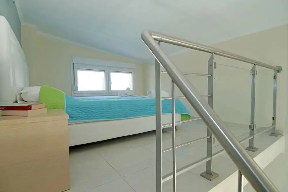 Mavridis Rooms