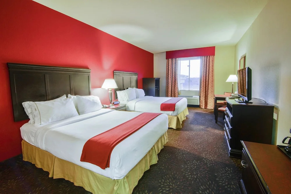 Country Inn & Suites by Radisson, Terrell