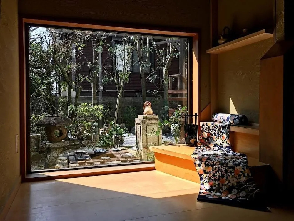 Hananobou Bettei